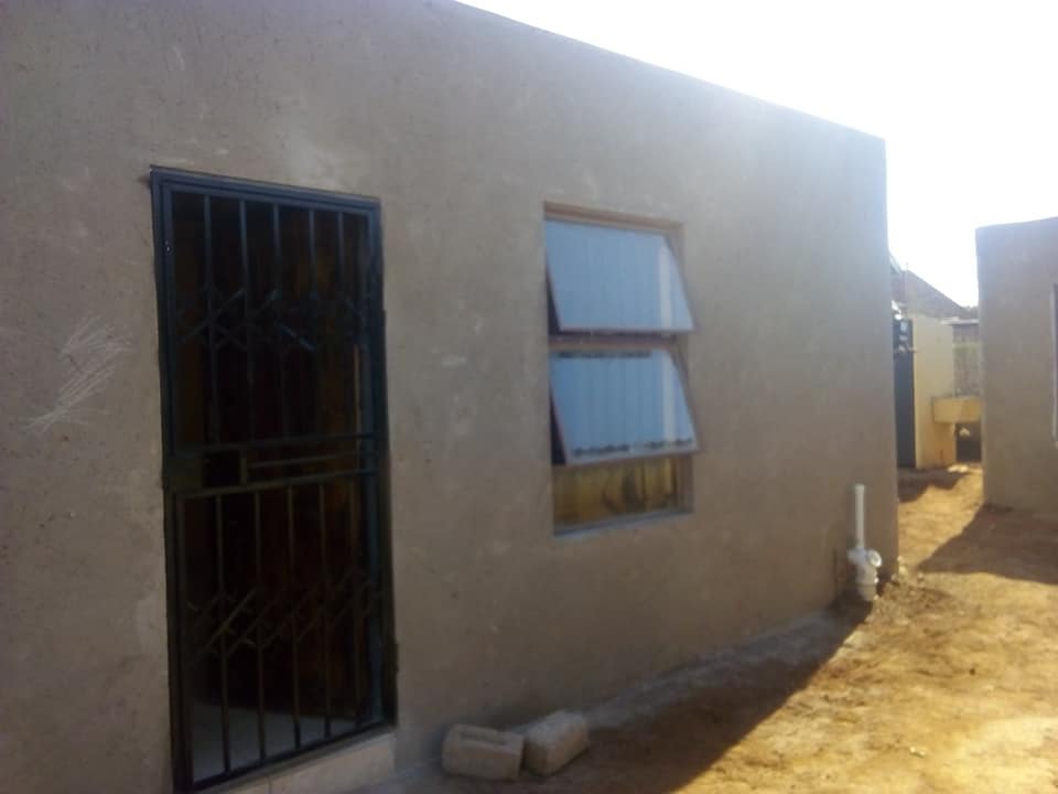 Rooms available in Garankuwa Backyard Rentals