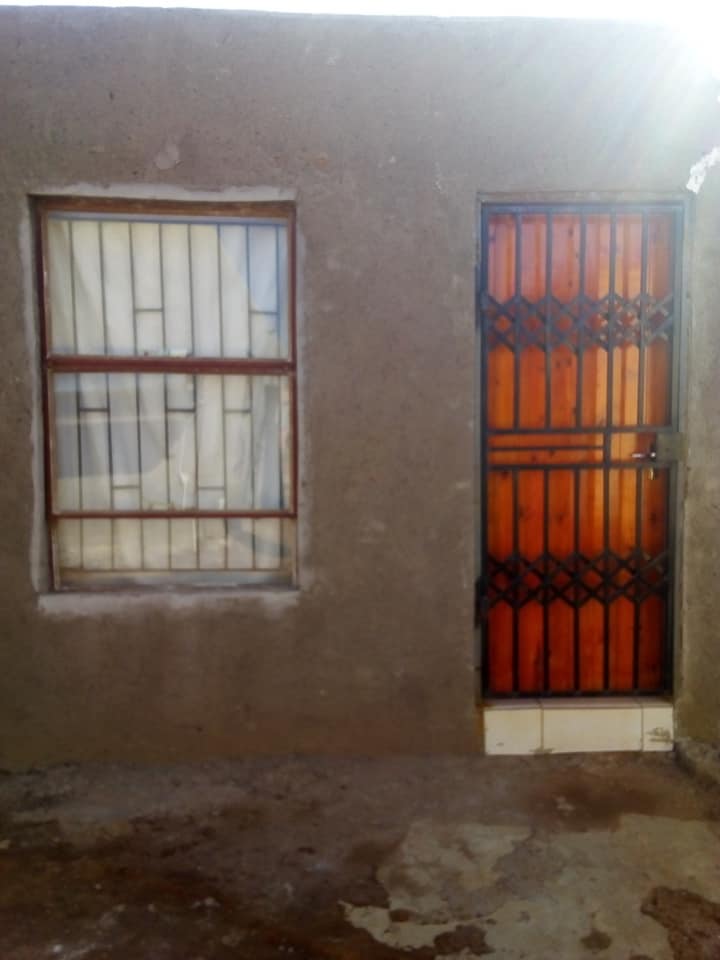 Rooms available in Garankuwa Backyard Rentals