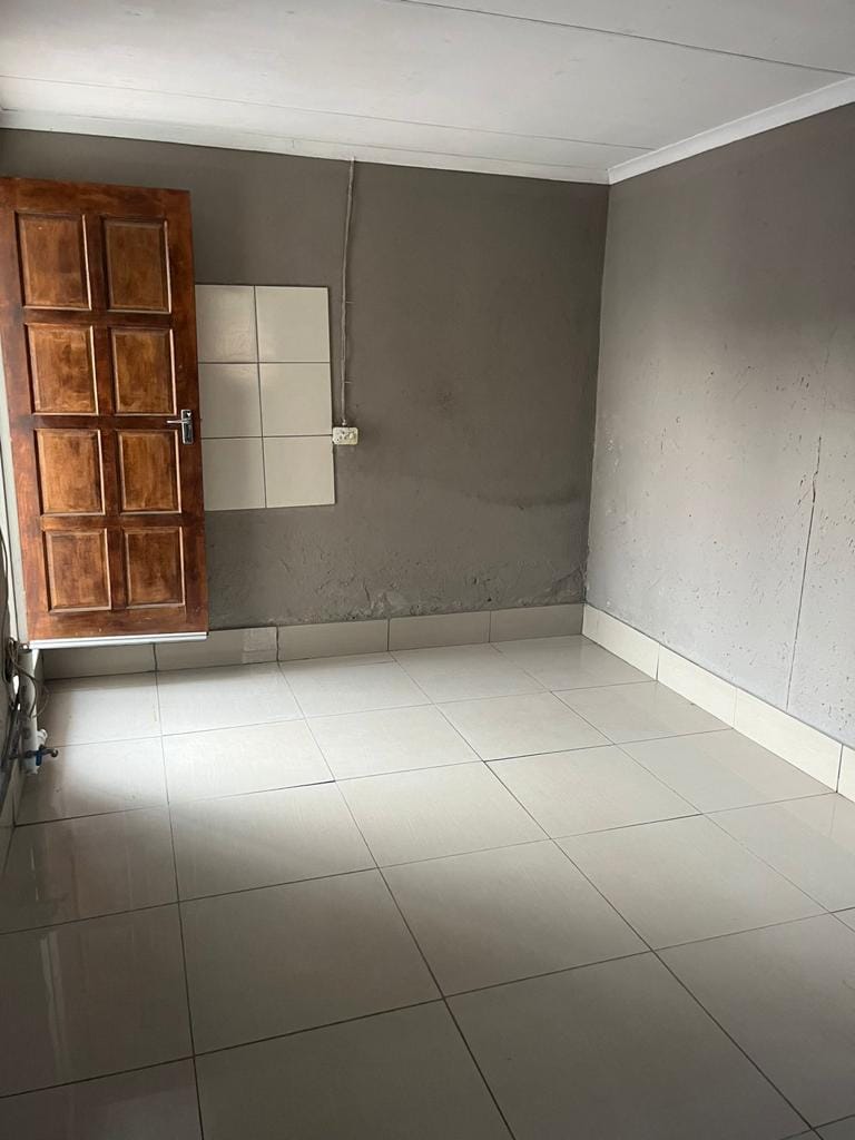 Room to rent in Allandale Backyard Rentals